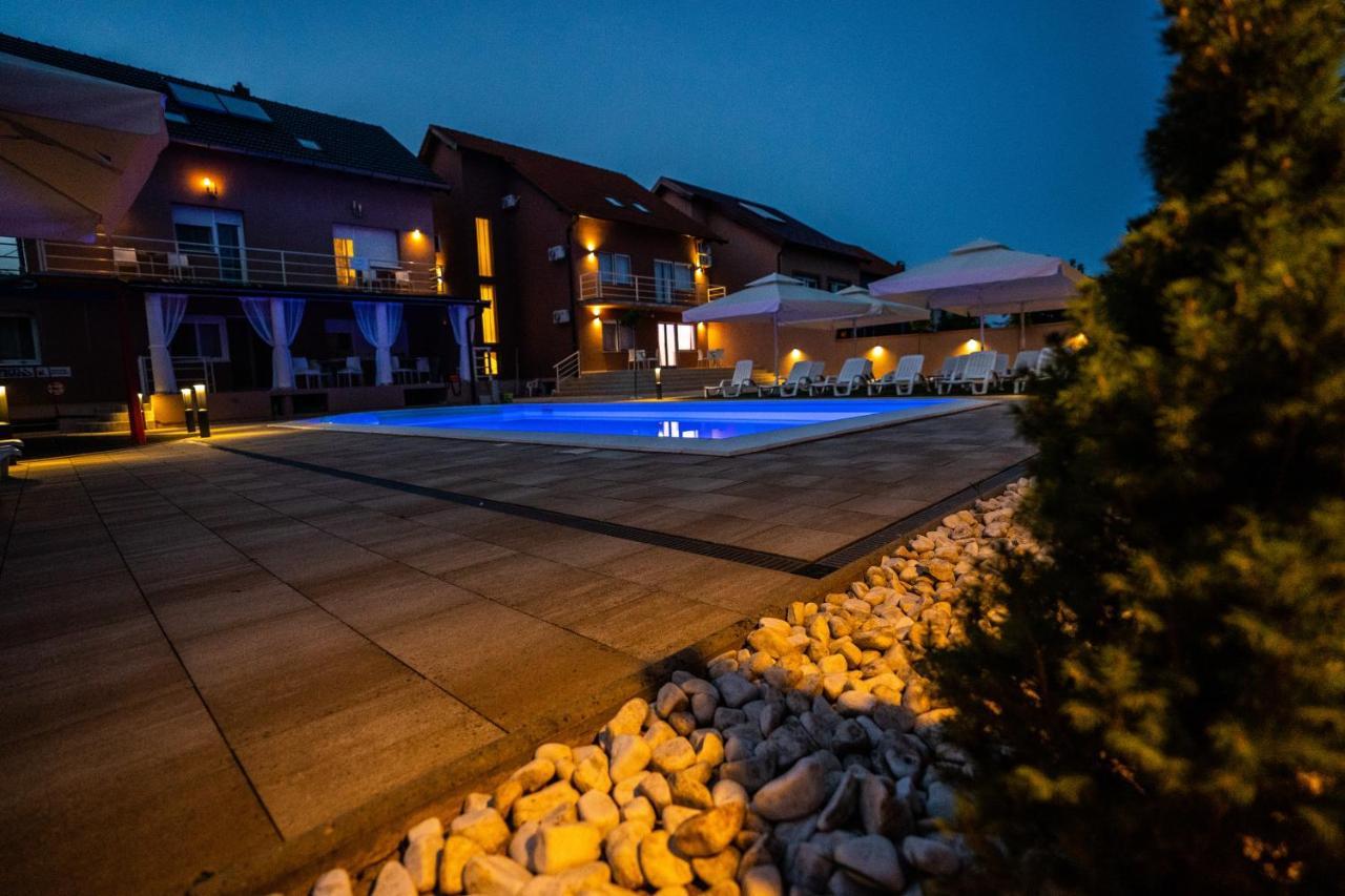 Villa Biser Dunava Vukovár Kültér fotó